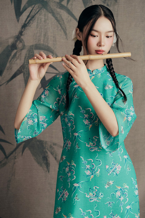 XUAN CA AO DAI